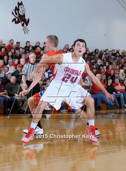 Thumbnail 1 in Christopher vs. Woodlawn (Sesser-Valier Holiday Tournament) photogallery.