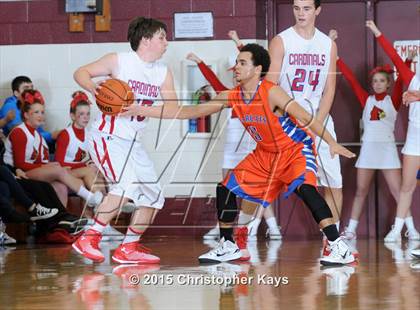 Thumbnail 1 in Christopher vs. Woodlawn (Sesser-Valier Holiday Tournament) photogallery.