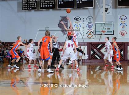 Thumbnail 3 in Christopher vs. Woodlawn (Sesser-Valier Holiday Tournament) photogallery.