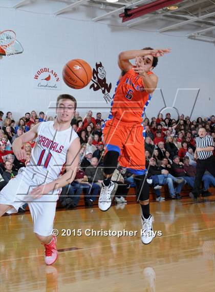 Thumbnail 3 in Christopher vs. Woodlawn (Sesser-Valier Holiday Tournament) photogallery.