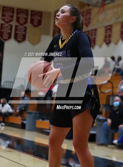 Thumbnail 2 in Oaks Christian vs Agoura photogallery.