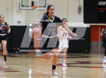 Thumbnail 2 in Oaks Christian vs Agoura photogallery.