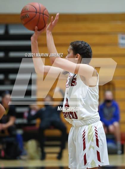 Thumbnail 2 in Oaks Christian vs Agoura photogallery.