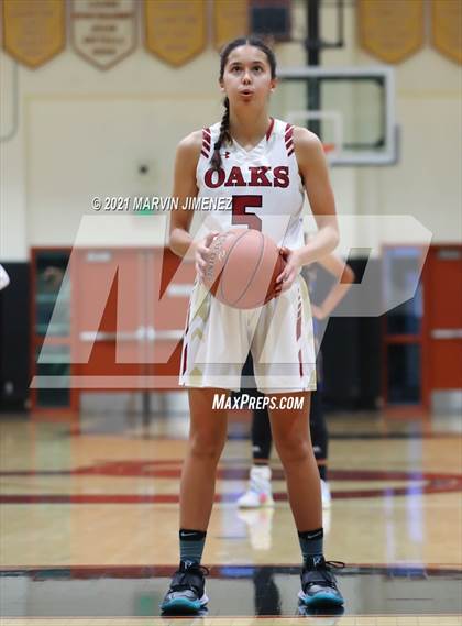 Thumbnail 3 in Oaks Christian vs Agoura photogallery.