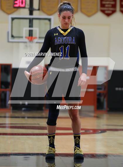 Thumbnail 1 in Oaks Christian vs Agoura photogallery.