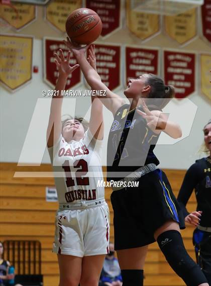 Thumbnail 3 in Oaks Christian vs Agoura photogallery.
