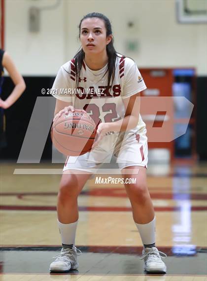 Thumbnail 2 in Oaks Christian vs Agoura photogallery.