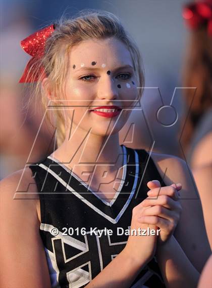 Thumbnail 3 in Howe @ Muenster photogallery.