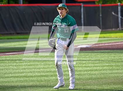 Thumbnail 3 in Skyline vs Issaquah (District 1/2 4A Playoffs) photogallery.