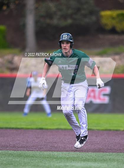 Thumbnail 2 in Skyline vs Issaquah (District 1/2 4A Playoffs) photogallery.
