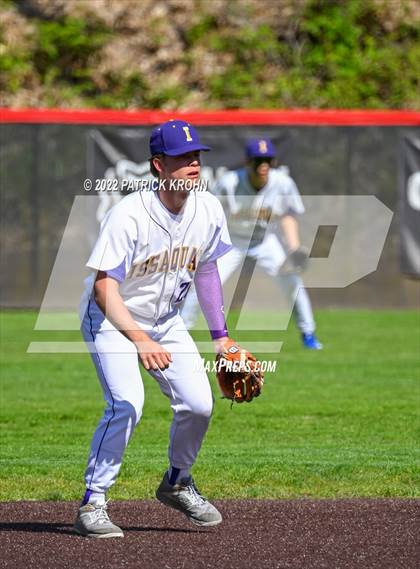 Thumbnail 3 in Skyline vs Issaquah (District 1/2 4A Playoffs) photogallery.
