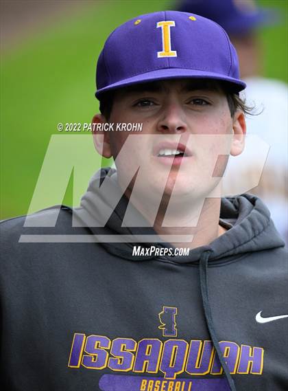 Thumbnail 3 in Skyline vs Issaquah (District 1/2 4A Playoffs) photogallery.