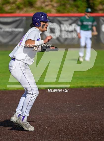 Thumbnail 1 in Skyline vs Issaquah (District 1/2 4A Playoffs) photogallery.