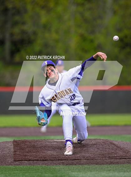 Thumbnail 1 in Skyline vs Issaquah (District 1/2 4A Playoffs) photogallery.