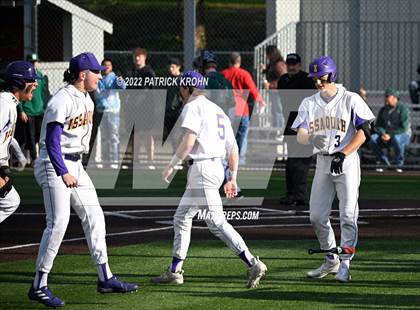 Thumbnail 3 in Skyline vs Issaquah (District 1/2 4A Playoffs) photogallery.