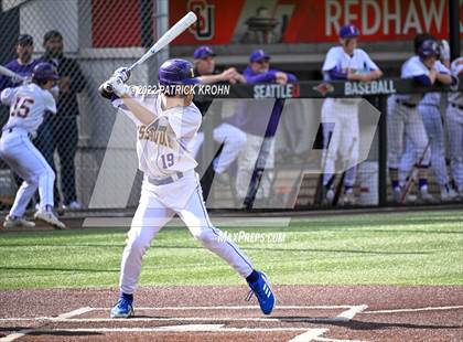 Thumbnail 1 in Skyline vs Issaquah (District 1/2 4A Playoffs) photogallery.