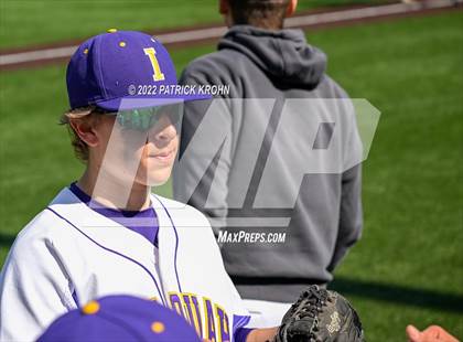Thumbnail 3 in Skyline vs Issaquah (District 1/2 4A Playoffs) photogallery.