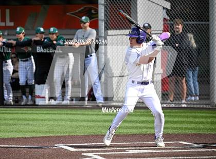 Thumbnail 1 in Skyline vs Issaquah (District 1/2 4A Playoffs) photogallery.
