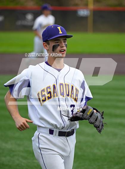 Thumbnail 1 in Skyline vs Issaquah (District 1/2 4A Playoffs) photogallery.