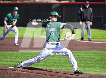 Thumbnail 2 in Skyline vs Issaquah (District 1/2 4A Playoffs) photogallery.