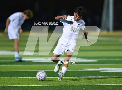 Thumbnail 2 in St. John Bosco vs Warren photogallery.