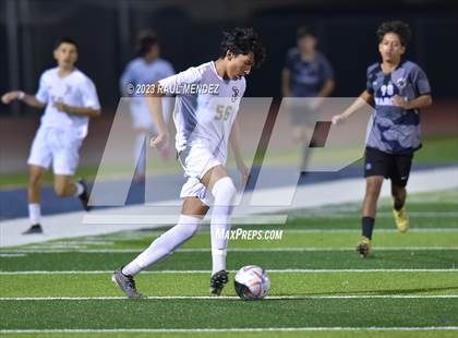 Thumbnail 3 in St. John Bosco vs Warren photogallery.