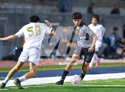 Thumbnail 2 in St. John Bosco vs Warren photogallery.