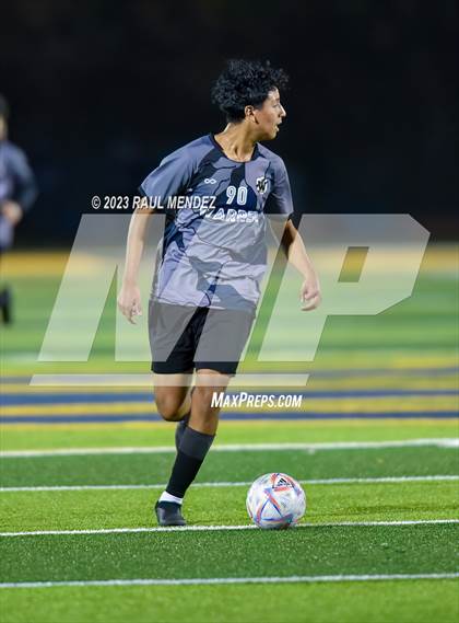 Thumbnail 3 in St. John Bosco vs Warren photogallery.