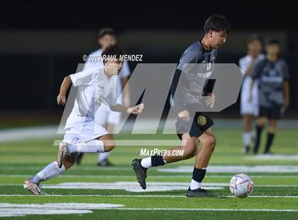 Thumbnail 2 in St. John Bosco vs Warren photogallery.