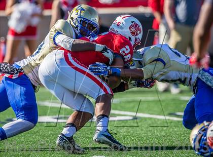 Thumbnail 1 in Katy vs. Fort Bend Elkins (UIL 5A D2  III Regional Playoff) photogallery.