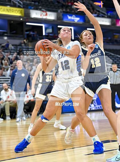 Thumbnail 2 in Greensburg vs. Norwell photogallery.