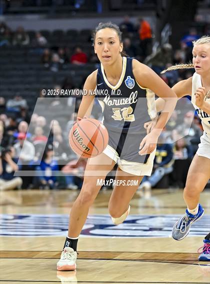Thumbnail 1 in Greensburg vs. Norwell photogallery.