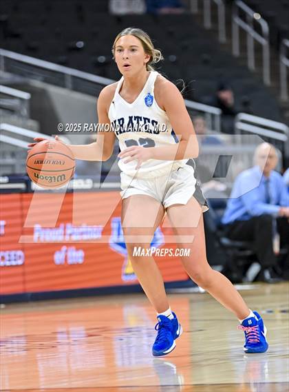 Thumbnail 2 in Greensburg vs. Norwell photogallery.