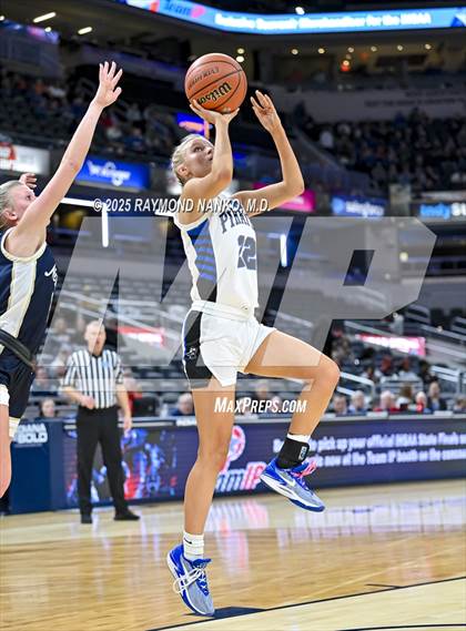 Thumbnail 2 in Greensburg vs. Norwell photogallery.