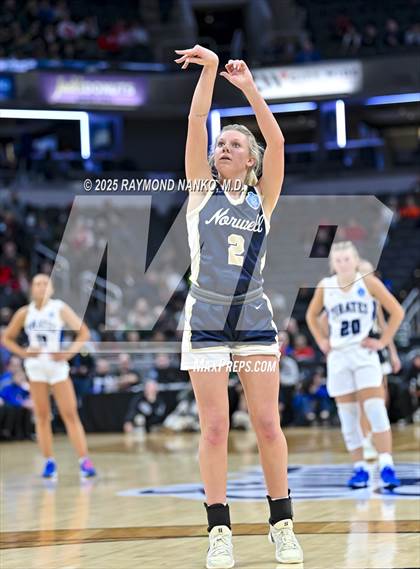 Thumbnail 3 in Greensburg vs. Norwell photogallery.