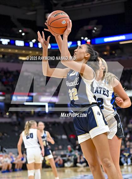 Thumbnail 3 in Greensburg vs. Norwell photogallery.