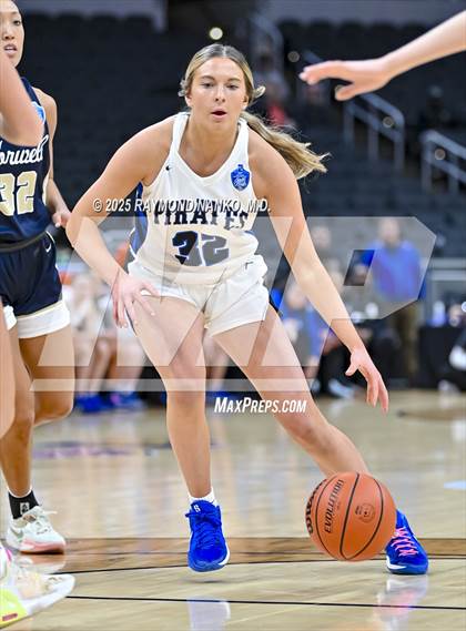 Thumbnail 2 in Greensburg vs. Norwell photogallery.