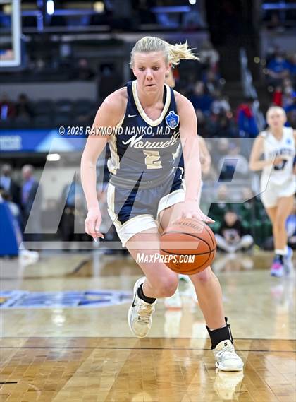 Thumbnail 3 in Greensburg vs. Norwell photogallery.