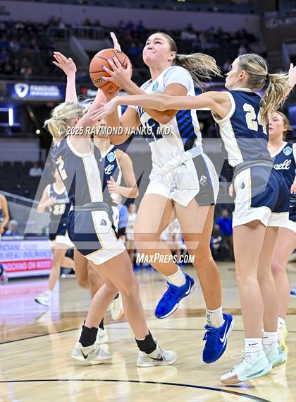 Thumbnail 1 in Greensburg vs. Norwell photogallery.