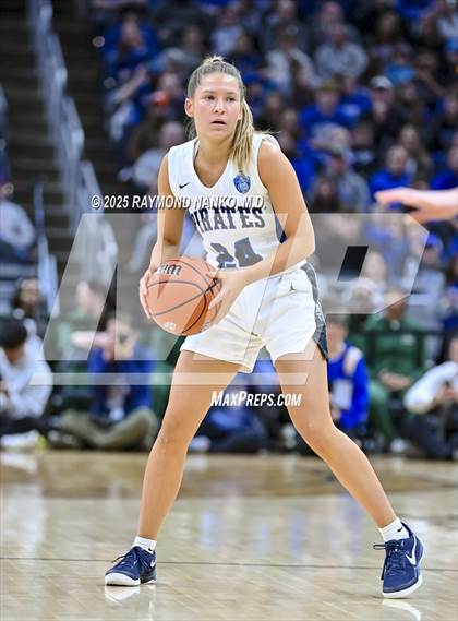 Thumbnail 2 in Greensburg vs. Norwell photogallery.