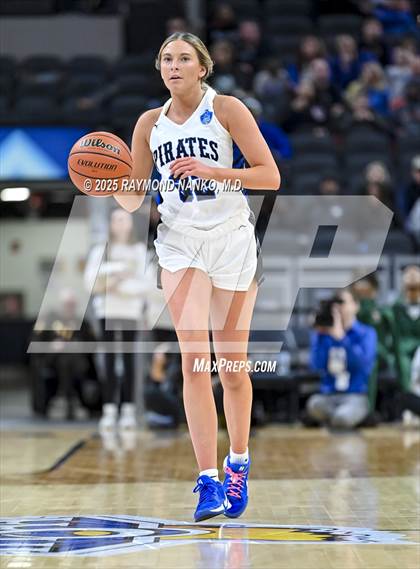 Thumbnail 3 in Greensburg vs. Norwell photogallery.