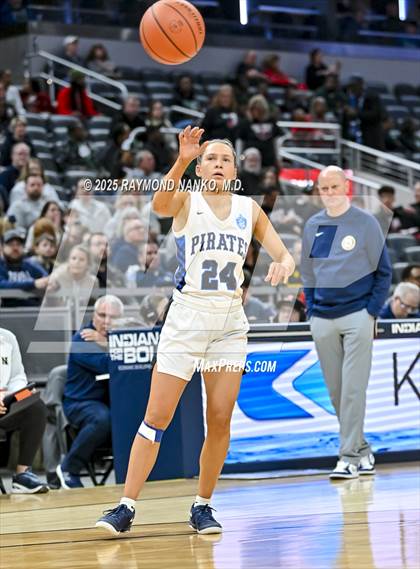 Thumbnail 2 in Greensburg vs. Norwell photogallery.