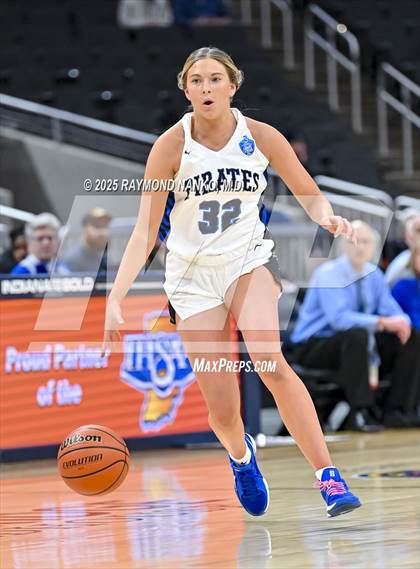 Thumbnail 3 in Greensburg vs. Norwell photogallery.