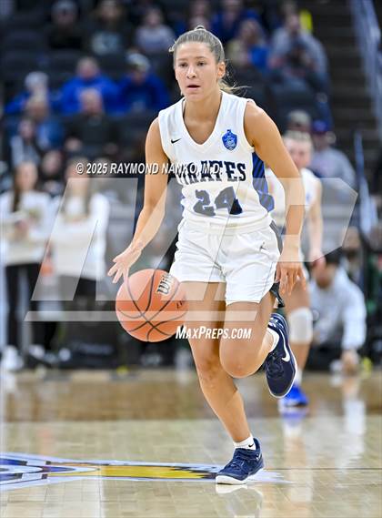 Thumbnail 2 in Greensburg vs. Norwell photogallery.