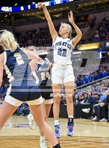 Thumbnail 2 in Greensburg vs. Norwell photogallery.