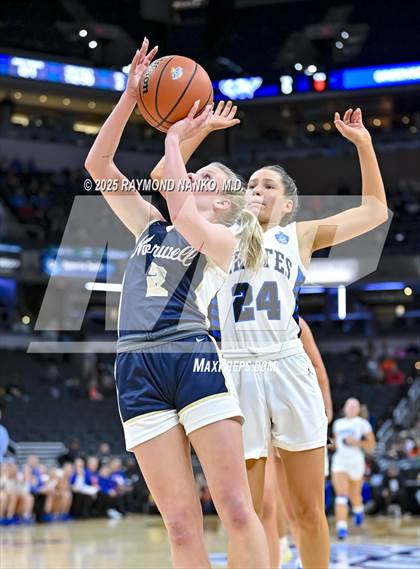 Thumbnail 2 in Greensburg vs. Norwell photogallery.