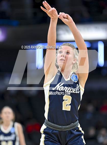 Thumbnail 2 in Greensburg vs. Norwell photogallery.