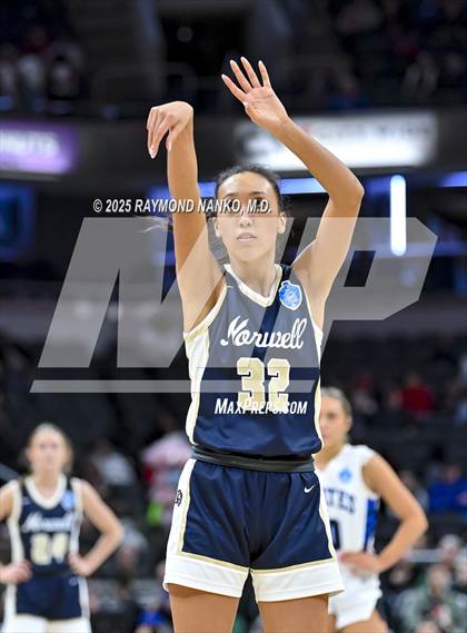 Thumbnail 2 in Greensburg vs. Norwell photogallery.