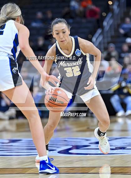 Thumbnail 1 in Greensburg vs. Norwell photogallery.