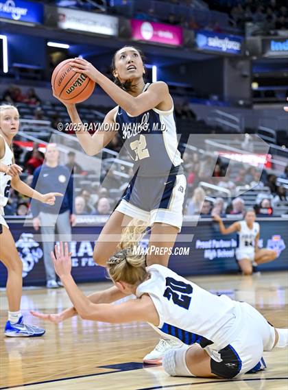 Thumbnail 3 in Greensburg vs. Norwell photogallery.
